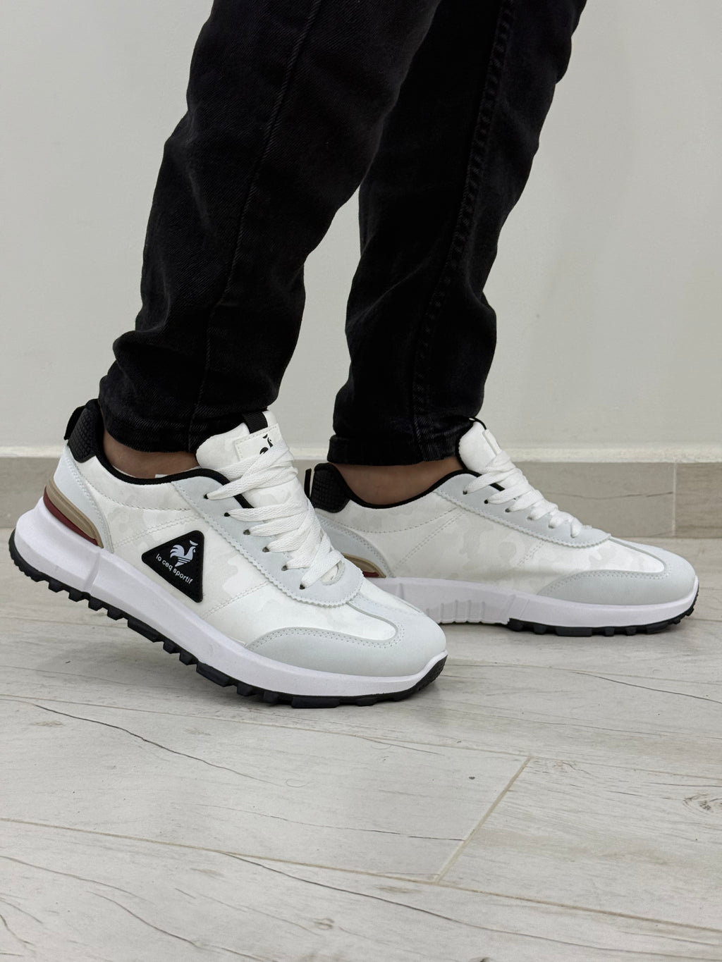 coq sportif حذاء عصري رياضي للرجال