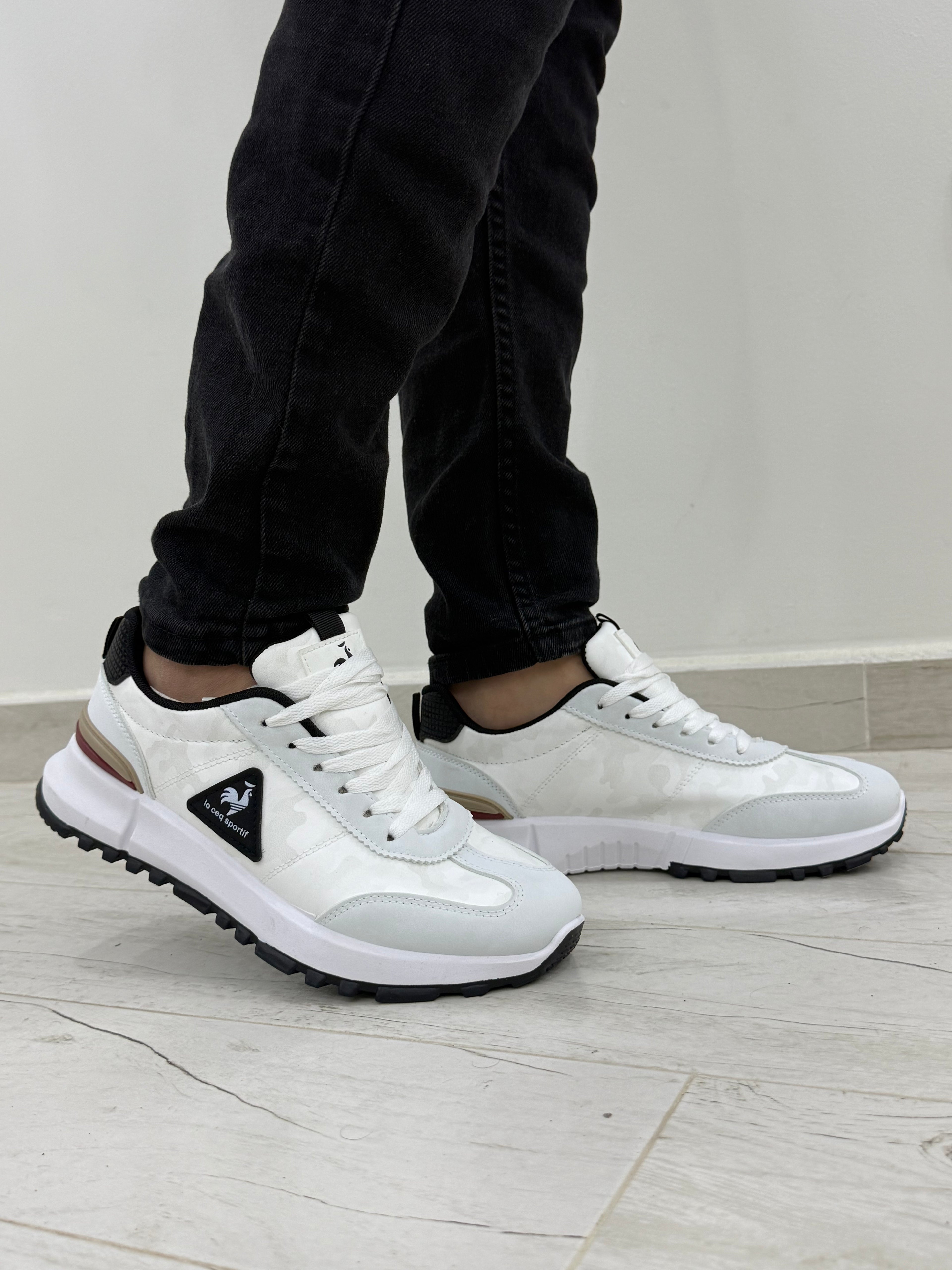 coq sportif حذاء عصري رياضي للرجال