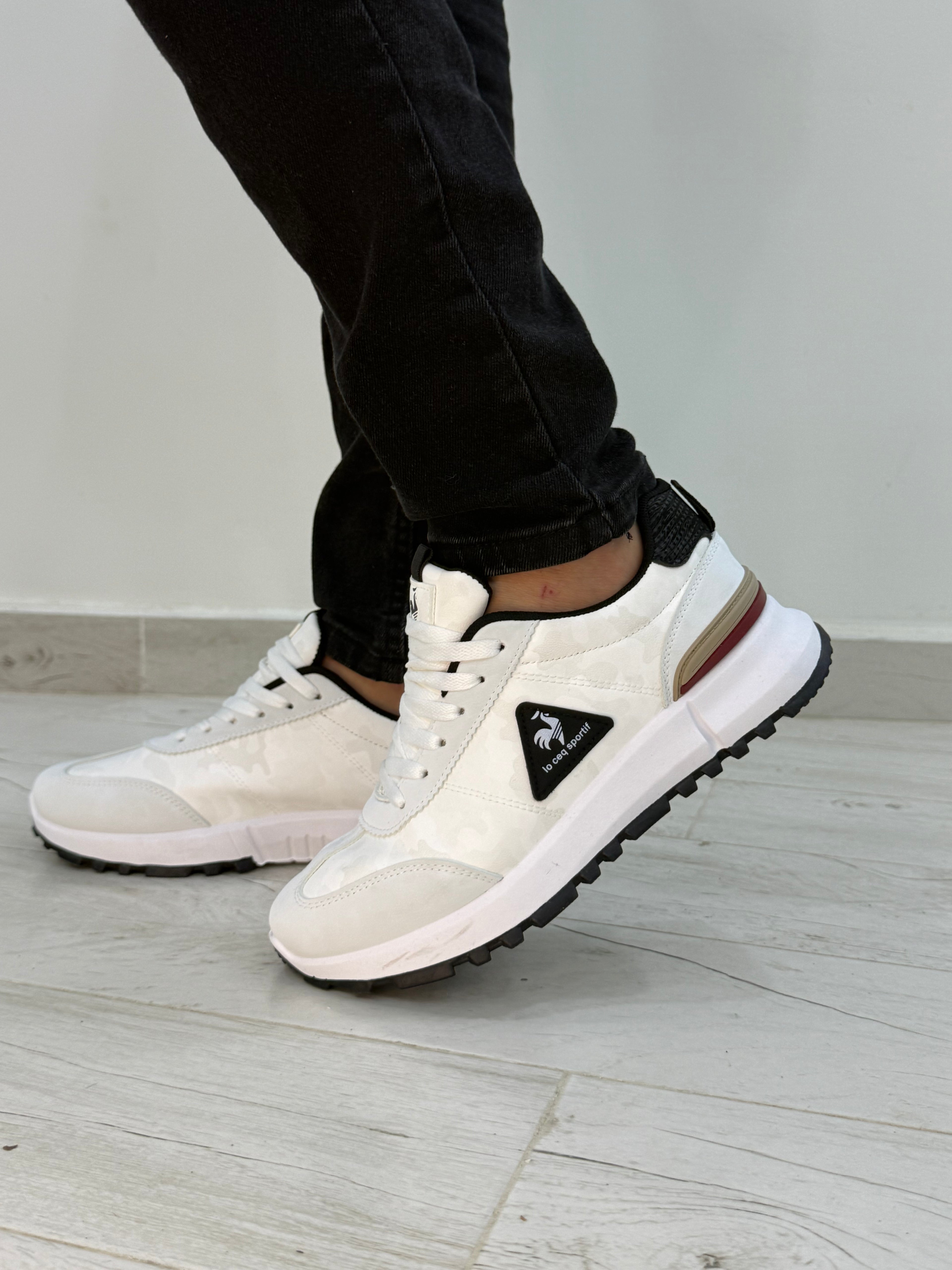 coq sportif حذاء عصري رياضي للرجال